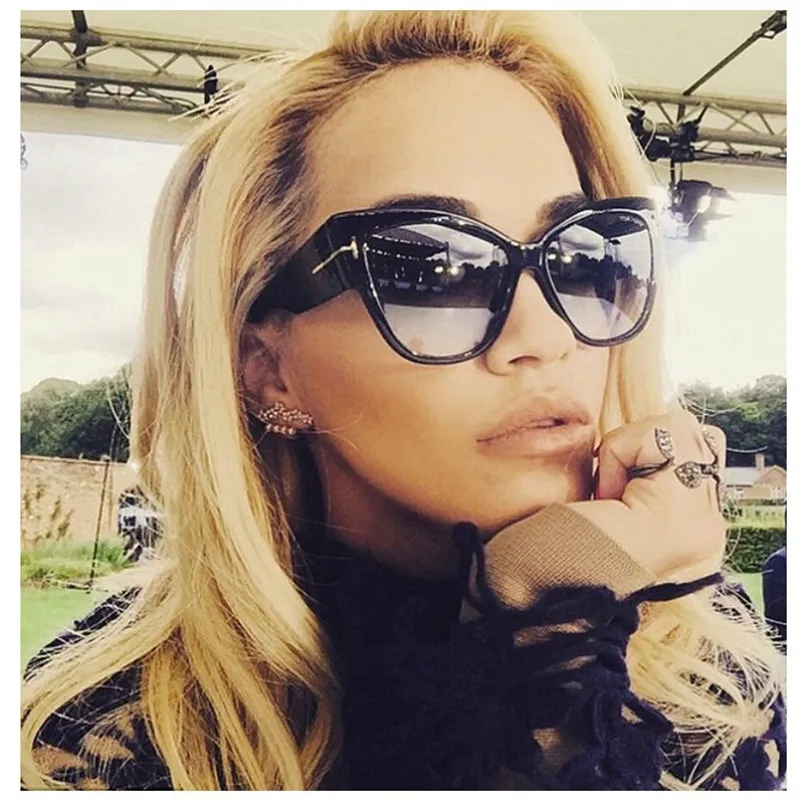 Luxury Fashion Brand Designer Cat Eye Women Sunglasses Female Gradient Points Sun Glasses Oversize Oculos feminino de sol
Luxury Fashion Brand Designer Cat Eye Women Sunglasses Female Gradient Points Sun Glasses Oversize Oculos feminino de sol