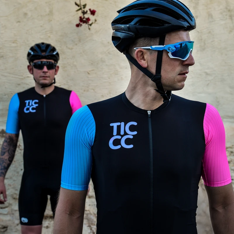Cambridge Jersey 2020 Quick Dry Lightweight Cool max bike clothing MTB short sleeve cycling jersey Men riding shirt
Cambridge Jersey 2020 Quick Dry Lightweight Cool max bike clothing MTB short sleeve cycling jersey Men riding shirt