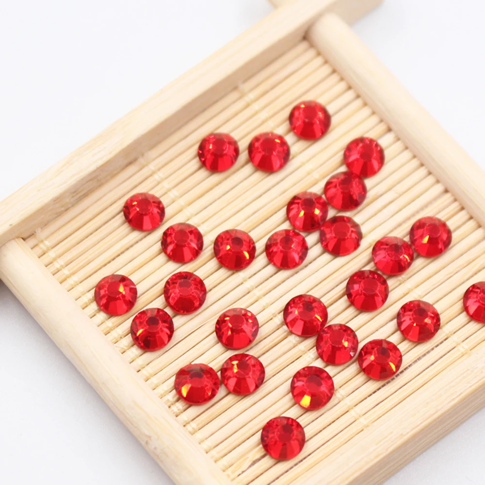 Clearance Sale SS6 SS10 SS16 SS20 Hot fix Rhinestones Iron on Strass Crystal Stone Flatback Rhinestone Trim Craft for Clothing
Clearance Sale SS6 SS10 SS16 SS20 Hot fix Rhinestones Iron on Strass Crystal Stone Flatback Rhinestone Trim Craft for Clothing