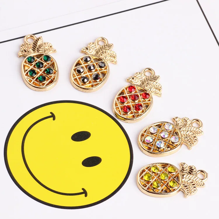 Newest Trendy Alloy Fruit Charms 50Pcs 12*22mm Gold Color Alloy Metal Crystal Pineapple Fashion Ornament Pendants
Newest Trendy Alloy Fruit Charms 50Pcs 12*22mm Gold Color Alloy Metal Crystal Pineapple Fashion Ornament Pendants
