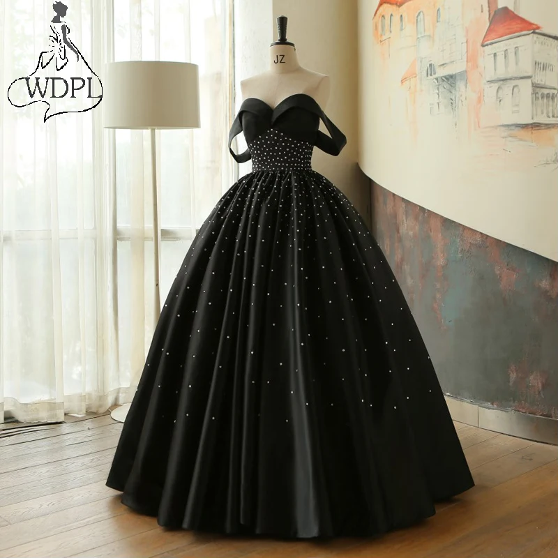 Elegant Black Ball Gown Evening Dress Sweetheart Off Shoulder Beading Formal Evening Gowns 2018 Arabic Long Vestido Longo
Elegant Black Ball Gown Evening Dress Sweetheart Off Shoulder Beading Formal Evening Gowns 2018 Arabic Long Vestido Longo