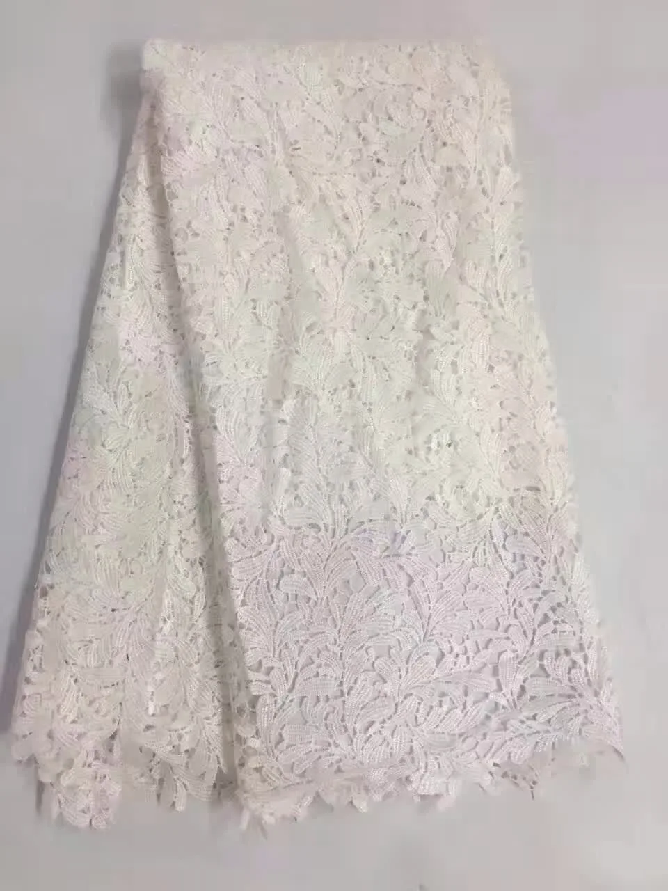 2018 High quality nigerian wedding african lace fabrics/most popular guipure cord lace fabric for wedding dress AMZ616 white
2018 High quality nigerian wedding african lace fabrics/most popular guipure cord lace fabric for wedding dress AMZ616 white