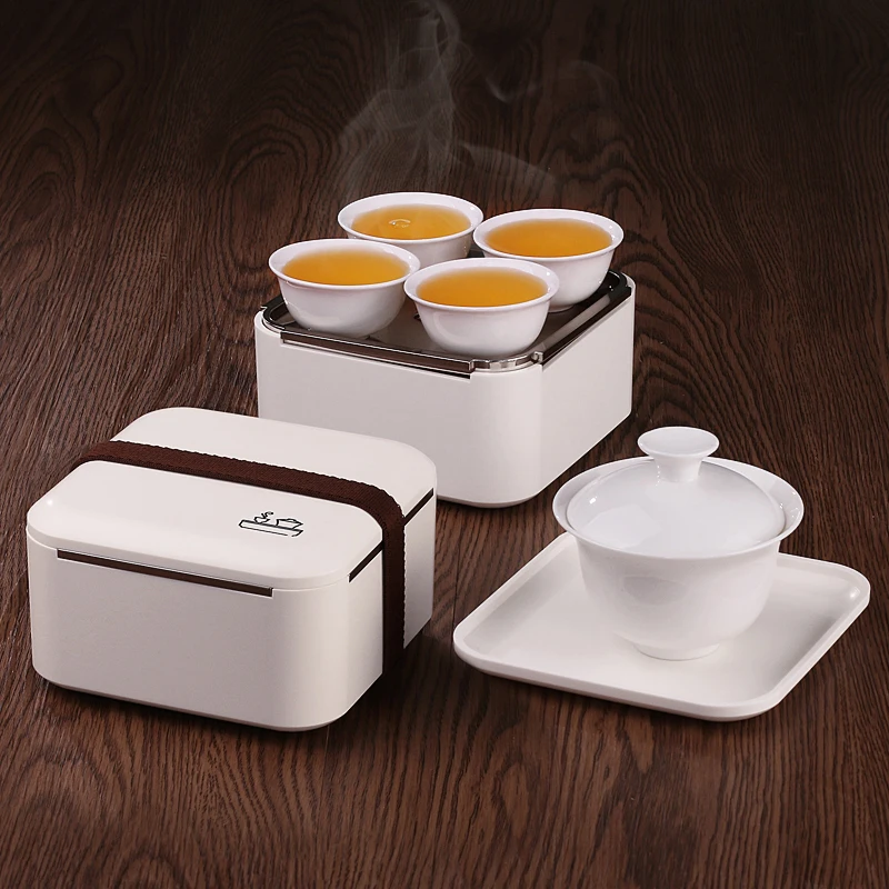 Мини Портативный Путешествия Gongfu Чайный набор Gaiwan чайные чашки для чая ткань в сервировочной коробке
Мини Портативный Путешествия Gongfu Чайный набор Gaiwan чайные чашки для чая ткань в сервировочной коробке