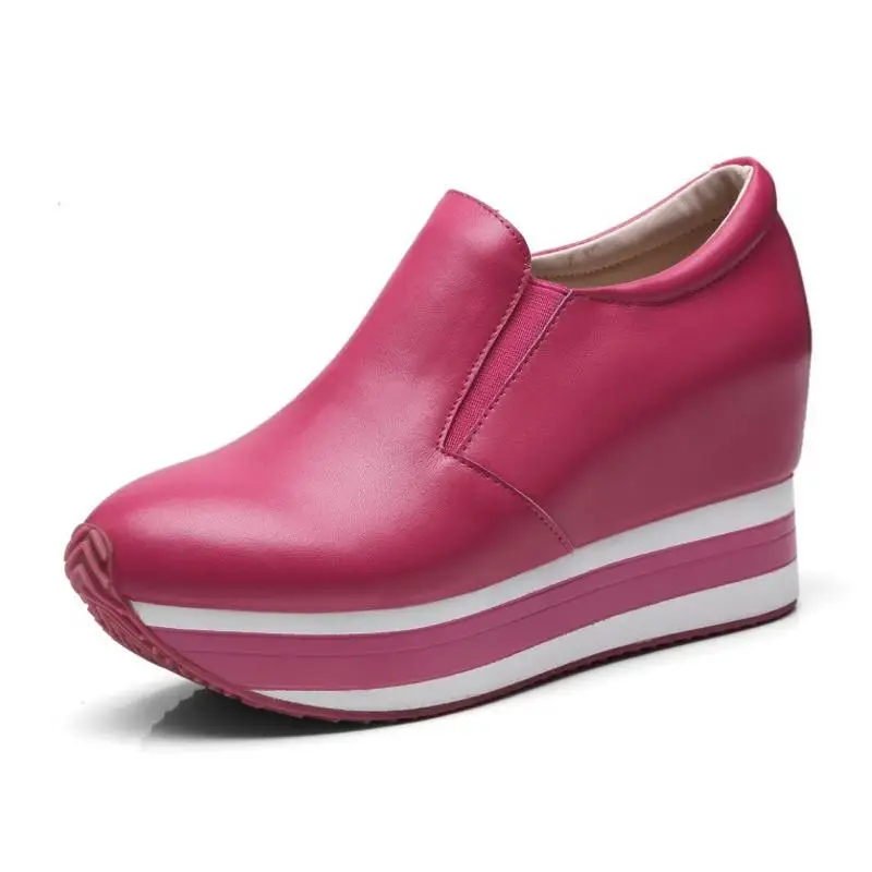 Tuyoki New Women Pumps Real Leather Slip On Platform Shoes Women Fashion Club Spring Daily Ladies Footwear Size 34-39
Tuyoki New Women Pumps Real Leather Slip On Platform Shoes Women Fashion Club Spring Daily Ladies Footwear Size 34-39