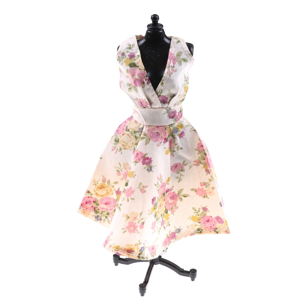 1Set beauty doll dress white black wedding party dance dress for bb 1:6 dolls Doll Accessories Gifts Dollhouse Kids Gift
1Set beauty doll dress white black wedding party dance dress for bb 1:6 dolls Doll Accessories Gifts Dollhouse Kids Gift