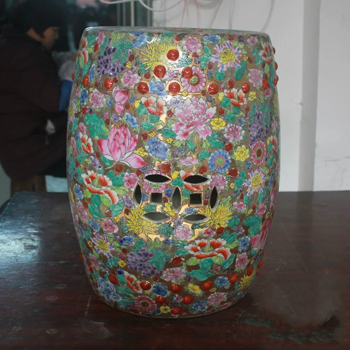Jingdezhen Ceramic Stool Drum Stool High-grade Hand-painted Antique Pastel Golden Floor Stool Outdoor Toilet porcelain Stool
Jingdezhen Ceramic Stool Drum Stool High-grade Hand-painted Antique Pastel Golden Floor Stool Outdoor Toilet porcelain Stool