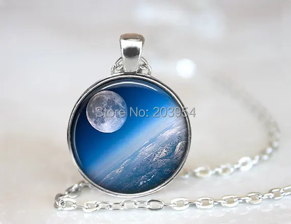 New 1pcs/lot 25mm (1 Inch) Moon And Earth Pendant Galaxy Necklace Steampunk Vintage Jewelry Steel Bronze Mens Womens Galaxy
New 1pcs/lot 25mm (1 Inch) Moon And Earth Pendant Galaxy Necklace Steampunk Vintage Jewelry Steel Bronze Mens Womens Galaxy