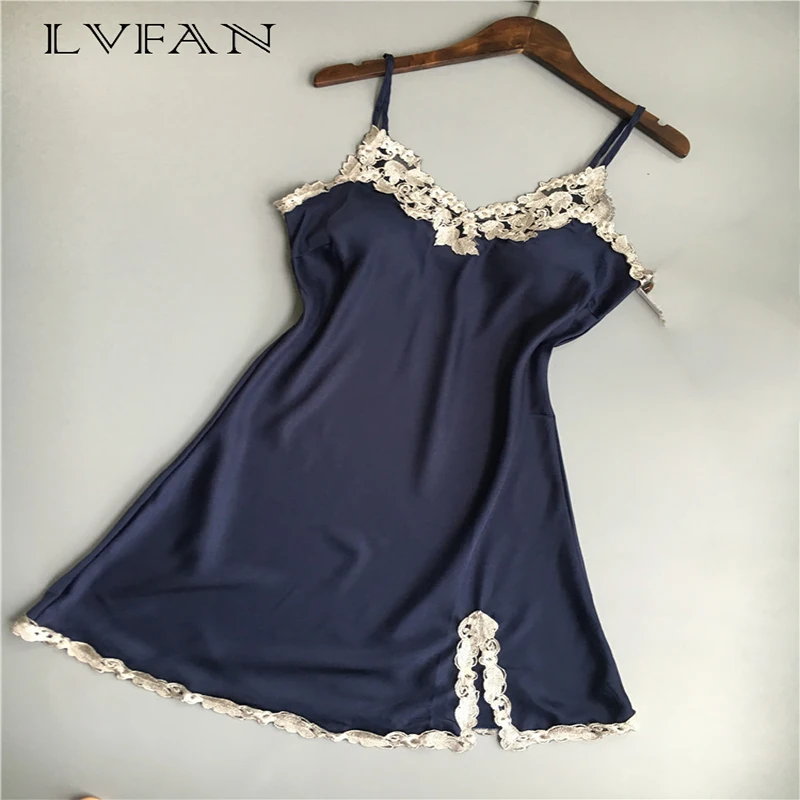 Camisole Nightgown Female Summer Thin Embroidery Lace Ice Silk Thick Sexy Slim Look Thin Black Halter Night ARM-009
Camisole Nightgown Female Summer Thin Embroidery Lace Ice Silk Thick Sexy Slim Look Thin Black Halter Night ARM-009