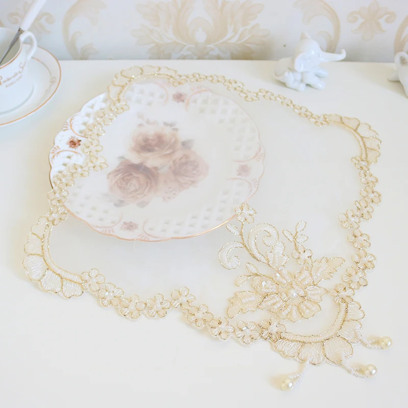 New Korean Mesh Gold Thread Embroidery Bead Hotel Placemat For Dining Coffee Cup Table Mat Coaster Christmas Wedding Decoration
New Korean Mesh Gold Thread Embroidery Bead Hotel Placemat For Dining Coffee Cup Table Mat Coaster Christmas Wedding Decoration