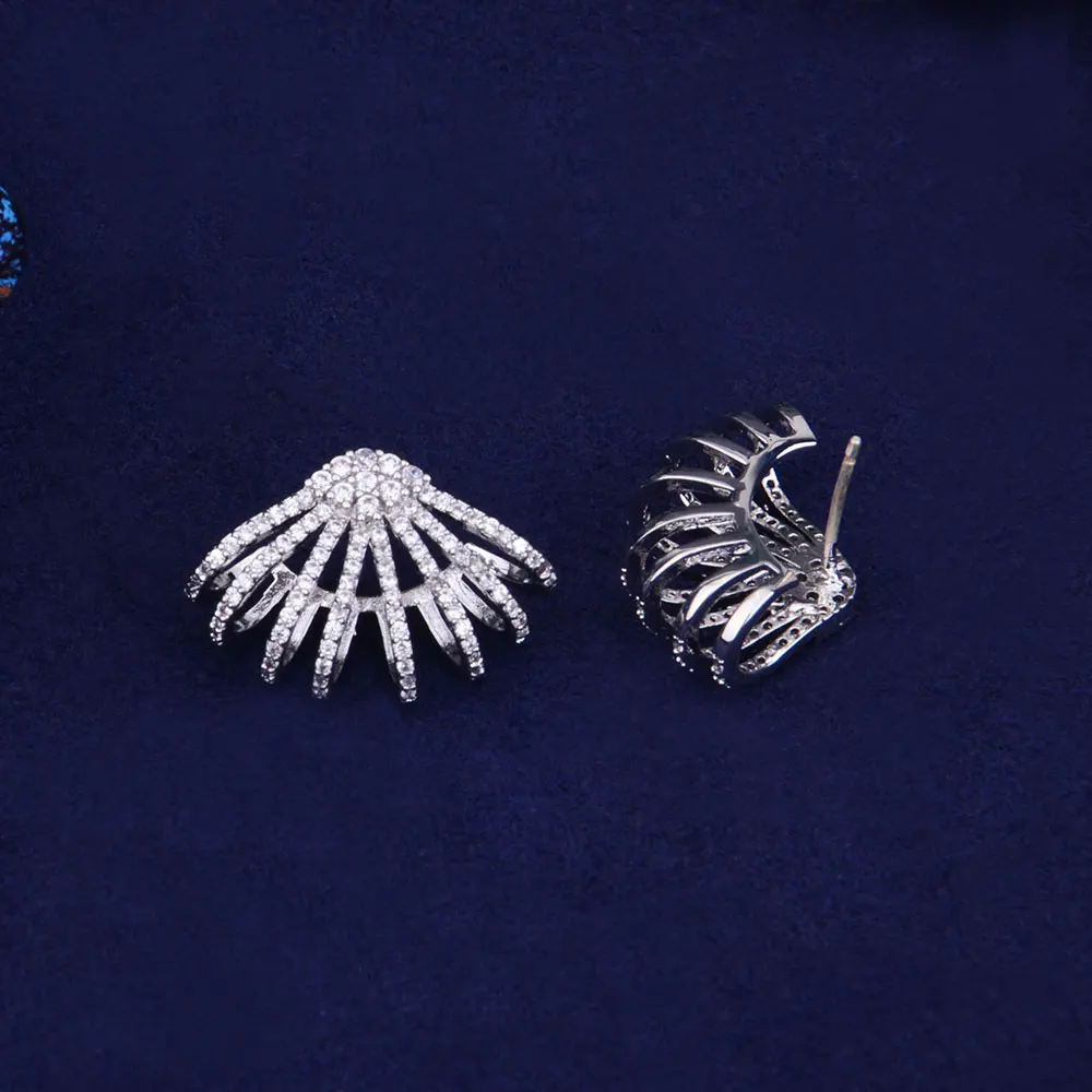 SISCATHY Luxury Women Stud Statement Earring Claws Full Cubic Zirconia CZ Engagement Wedding Party korean Jewelry Earring 2019
SISCATHY Luxury Women Stud Statement Earring Claws Full Cubic Zirconia CZ Engagement Wedding Party korean Jewelry Earring 2019