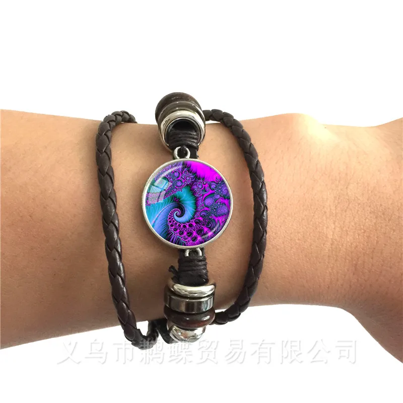 2018 New Peacock Feather Bracelet Abstract Feathers Jewelry Art Nouveau Glass Peacock Photo Leather Bracelets For Men Women
2018 New Peacock Feather Bracelet Abstract Feathers Jewelry Art Nouveau Glass Peacock Photo Leather Bracelets For Men Women