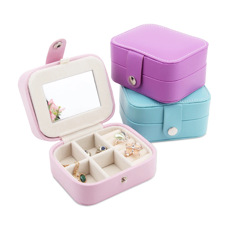 TONVIC Leatherette Jewelry Display Box Travel Portable Storage Case Ring Bracelet Eearring Necklace Beads Compartments Tray
TONVIC Leatherette Jewelry Display Box Travel Portable Storage Case Ring Bracelet Eearring Necklace Beads Compartments Tray