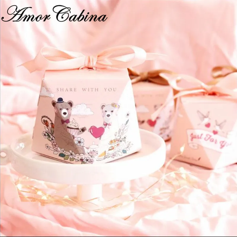 30pcs Diamond shape pink cartoon bear candy box romantic wedding like baby shower children party supplies gift gift box
30pcs Diamond shape pink cartoon bear candy box romantic wedding like baby shower children party supplies gift gift box