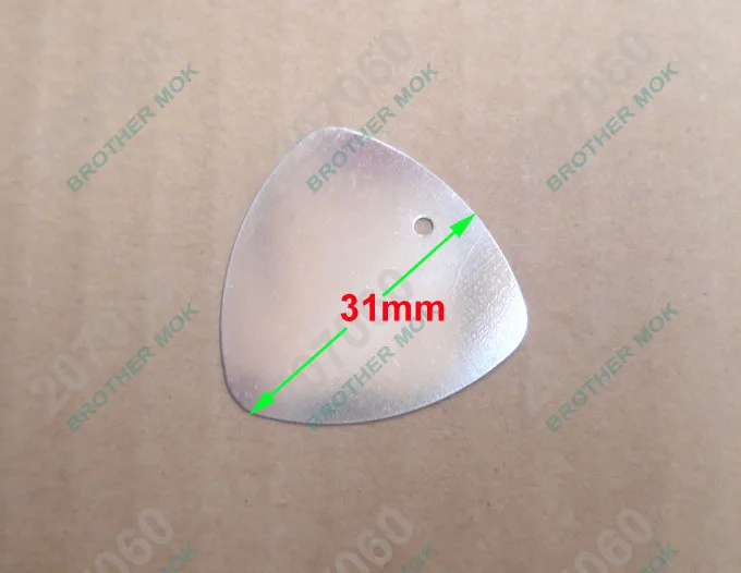 31MM Thin Triangular Plate Metal Trilateral Pick Pry Tool Opening Repair Tools kit for iPhone 4G 5G 5S Tablet PC 1000pcs/lot
31MM Thin Triangular Plate Metal Trilateral Pick Pry Tool Opening Repair Tools kit for iPhone 4G 5G 5S Tablet PC 1000pcs/lot