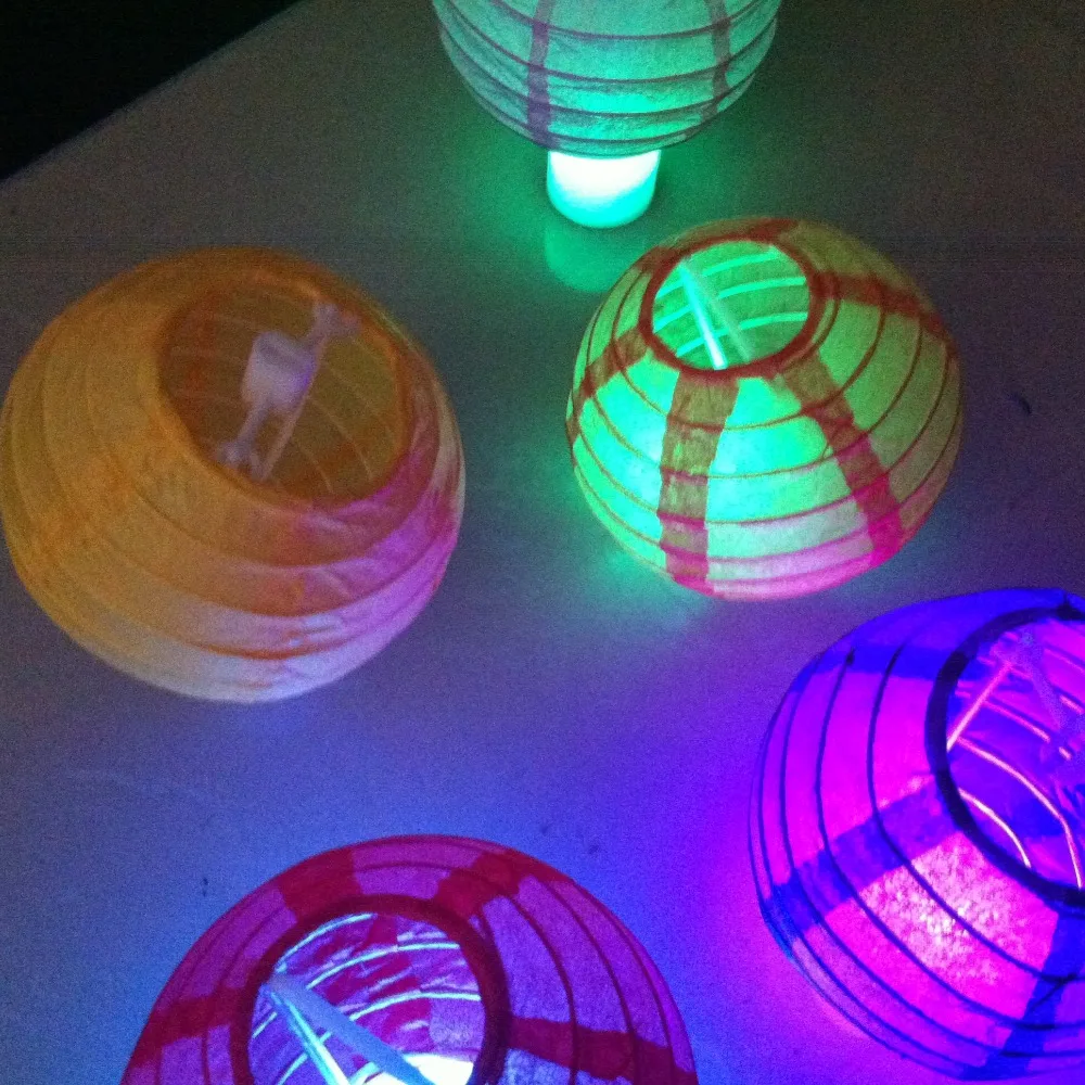 High Quality 7.5CM White Chinese Paper lampion Lanterns Round Paper Lanterns Wedding Party Hanging Decor Favor Send 80M Lines
High Quality 7.5CM White Chinese Paper lampion Lanterns Round Paper Lanterns Wedding Party Hanging Decor Favor Send 80M Lines