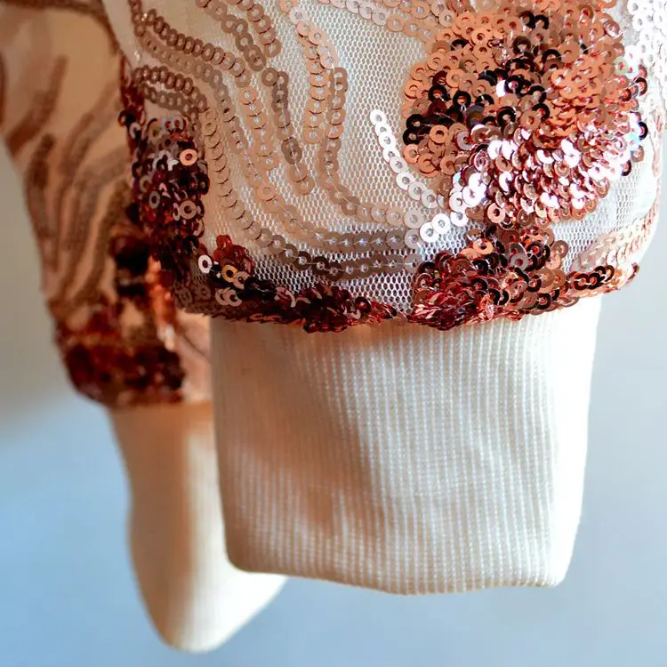 Tumblr Kpop Real 2021 Regular O-neck Full Polyester New Style Women Heavy Industry Sequins Embroidery Round Neck Loose Top
Tumblr Kpop Real 2021 Regular O-neck Full Polyester New Style Women Heavy Industry Sequins Embroidery Round Neck Loose Top