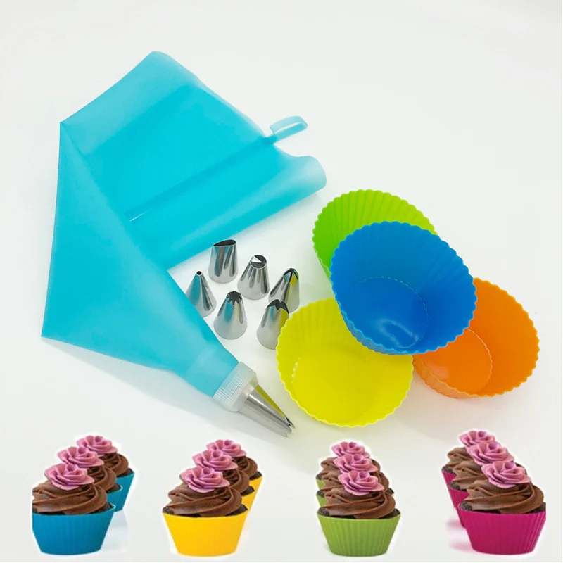 12Pcs Silicone Kitchen Accessories Icing Piping Cream Pastry Bags+6Pcs Nozzle Set+4Pcs Silicone Muffin Cup+Converter
12Pcs Silicone Kitchen Accessories Icing Piping Cream Pastry Bags+6Pcs Nozzle Set+4Pcs Silicone Muffin Cup+Converter