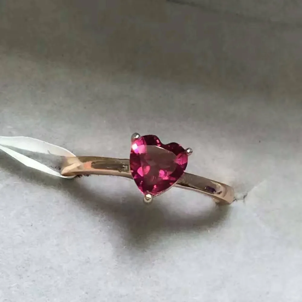 Natural red garnet gem Ring Natural gemstone Ring 925 sterling silver trendy simple Romantic heart women wedding Jewelry
Natural red garnet gem Ring Natural gemstone Ring 925 sterling silver trendy simple Romantic heart women wedding Jewelry