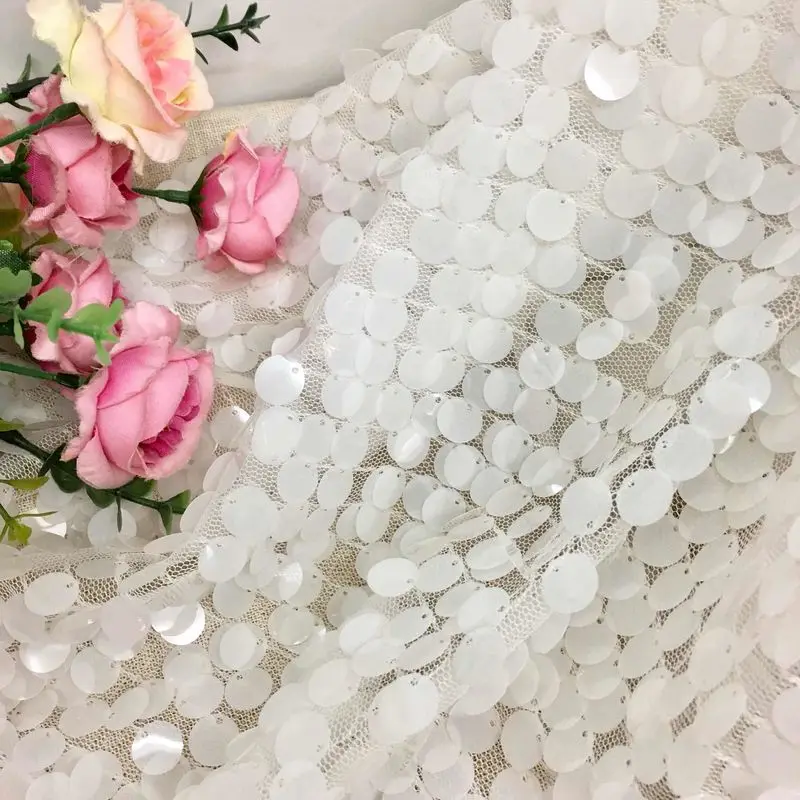 GLace 1Y/Lot 12MM off white sequins fabric for cloth wedding dress fishtail skirt sequins mesh fabric TX866
GLace 1Y/Lot 12MM off white sequins fabric for cloth wedding dress fishtail skirt sequins mesh fabric TX866