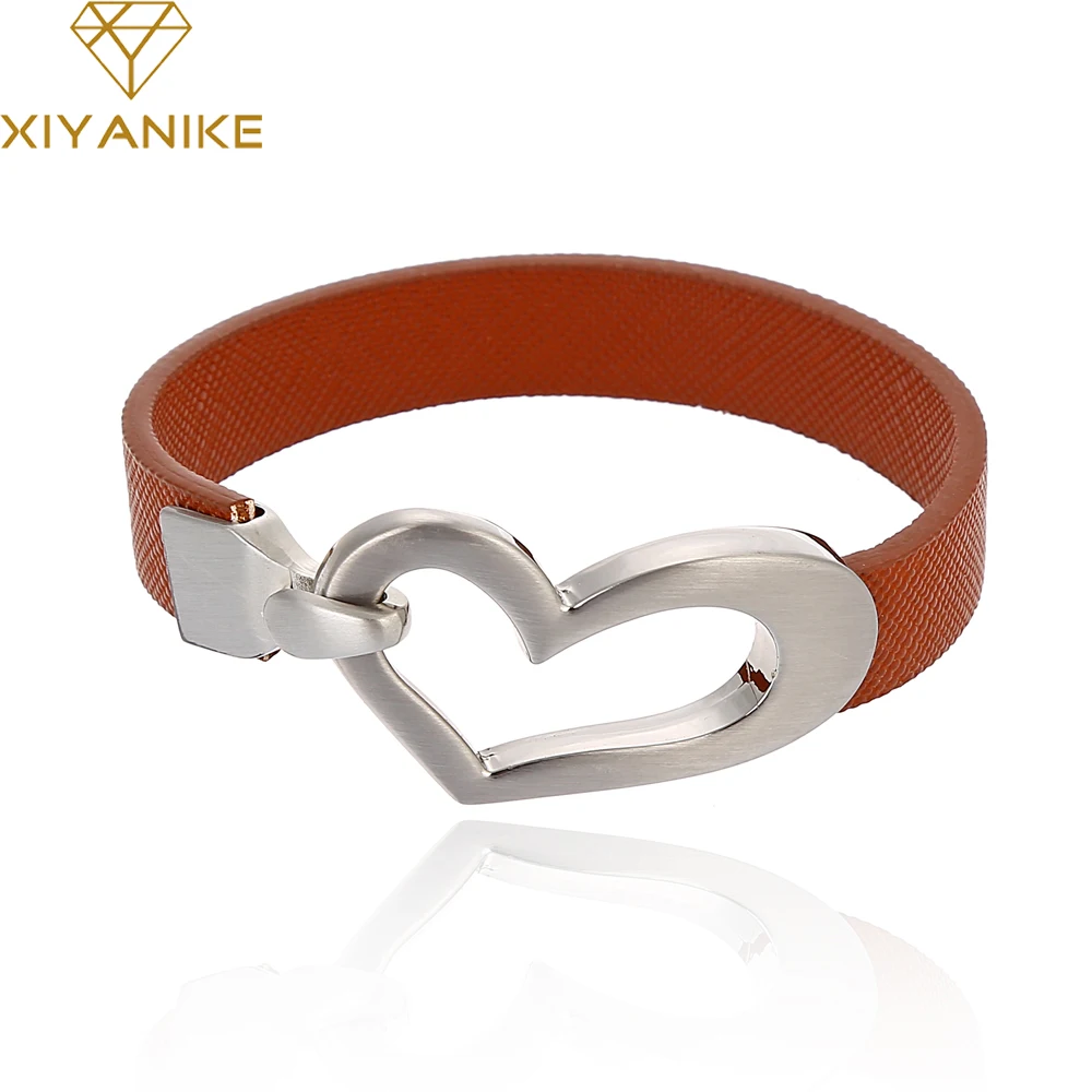 XIYANIKE 2017 Big Brand High Quality Men's Fashion Heart-shaped Buckle Three Colors Bracelet For Man bracelets & bangles XY-B61
XIYANIKE 2017 Big Brand High Quality Men's Fashion Heart-shaped Buckle Three Colors Bracelet For Man bracelets & bangles XY-B61