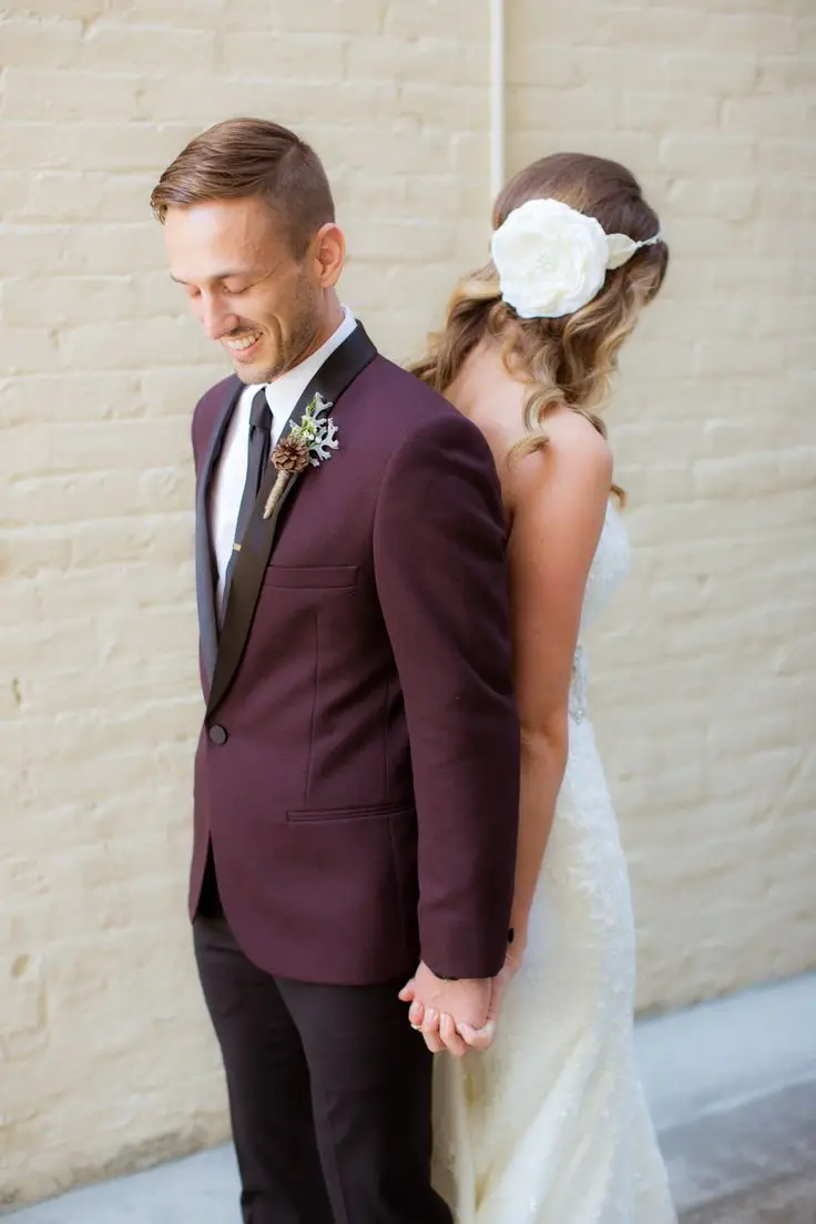 Bespoke Groom Tuxedos Shawl Lapel Burgurdy Jacket Black Pants Wedding Men Suit C34
Bespoke Groom Tuxedos Shawl Lapel Burgurdy Jacket Black Pants Wedding Men Suit C34