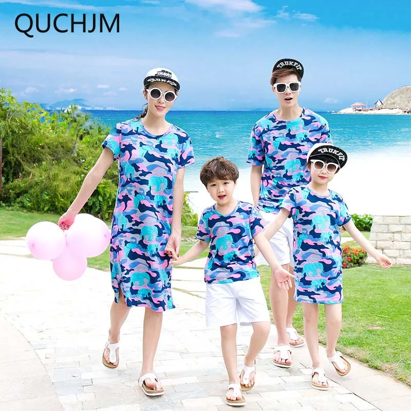 Parent-child outfit sundress han edition long mother and daughter of a three or four mouth t-shirts and shorts suits the family
Parent-child outfit sundress han edition long mother and daughter of a three or four mouth t-shirts and shorts suits the family