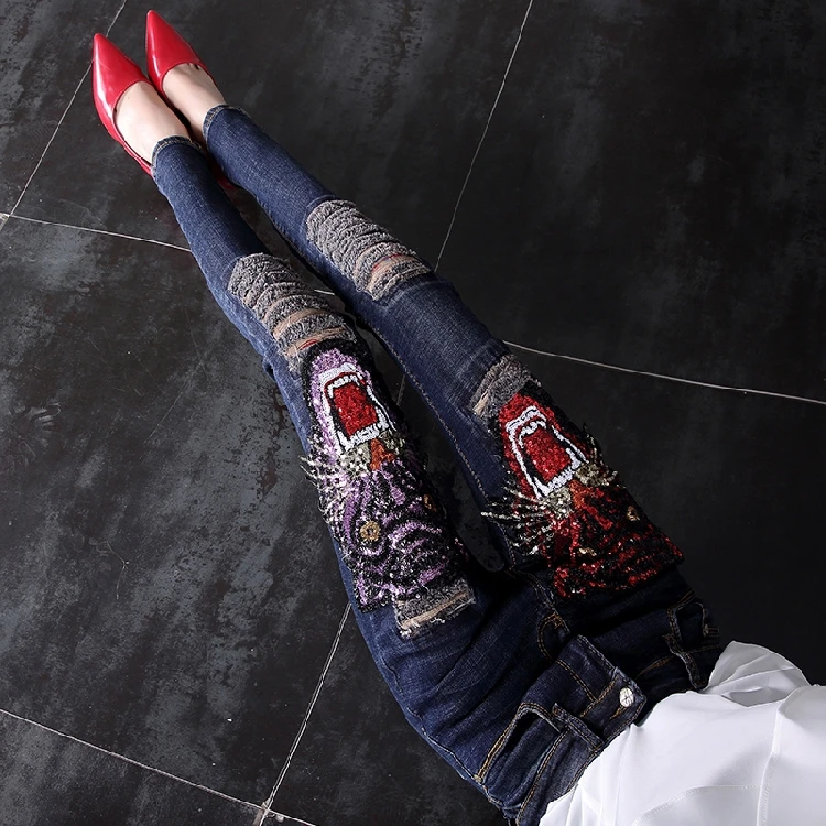 2018 New Spring Autumn Fashion Women Skinny Jeans Embroidery Sequins Hole Students Pants Female Pencil Denim Trousers
2018 New Spring Autumn Fashion Women Skinny Jeans Embroidery Sequins Hole Students Pants Female Pencil Denim Trousers