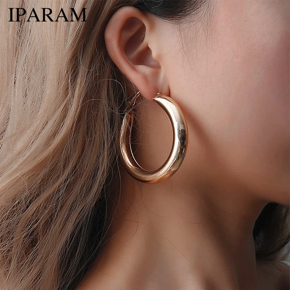 IPARAM Fashion Gold Color Circle Hoop Earrings 2021 Punk Retro Big Round Wife Hoop Earrings Gifts For Women
IPARAM Fashion Gold Color Circle Hoop Earrings 2021 Punk Retro Big Round Wife Hoop Earrings Gifts For Women