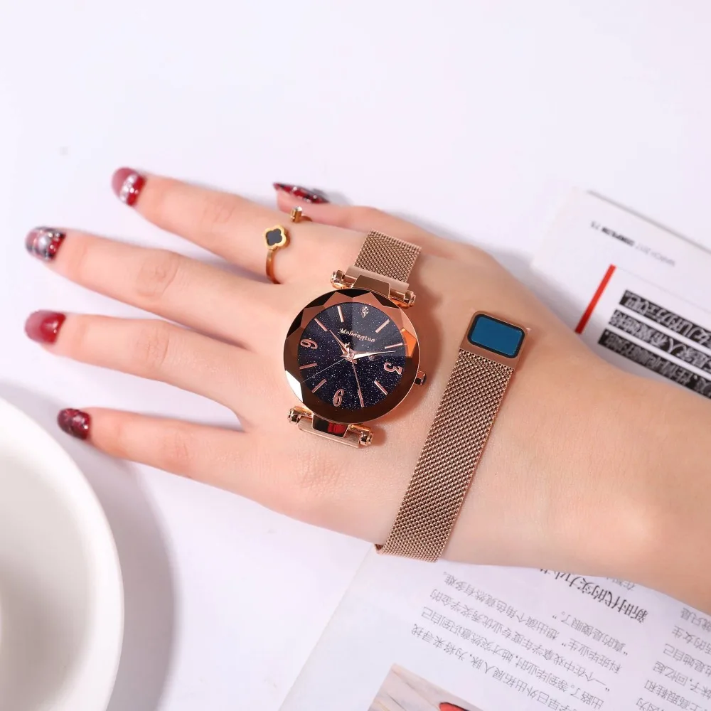2018 Hot New Fashion Magnetic Ladies Watch Women Top Brand Luxury Small Women Watches Quartz Waterproof Starry Sky Wrist Watches
2018 Hot New Fashion Magnetic Ladies Watch Women Top Brand Luxury Small Women Watches Quartz Waterproof Starry Sky Wrist Watches