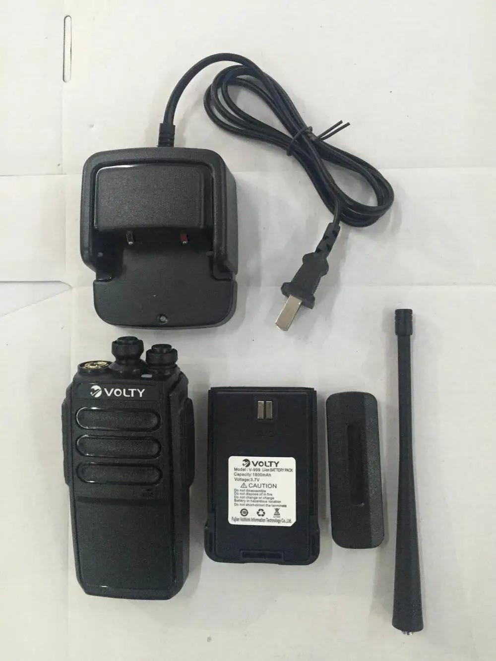 2020 New Baofeng V1 Two Way Radio USB 5V rapid charge 400-470MHZ 3KM long range Walkie Talkie
2020 New Baofeng V1 Two Way Radio USB 5V rapid charge 400-470MHZ 3KM long range Walkie Talkie