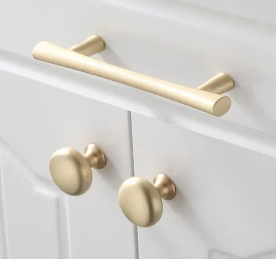 3.75'' 5'' 7.56'' Brass Black White Cupboard Pulls Dresser Knobs Drawer Pull Handles Kitchen Cabinet Pulls Door Handle Knob
3.75'' 5'' 7.56'' Brass Black White Cupboard Pulls Dresser Knobs Drawer Pull Handles Kitchen Cabinet Pulls Door Handle Knob