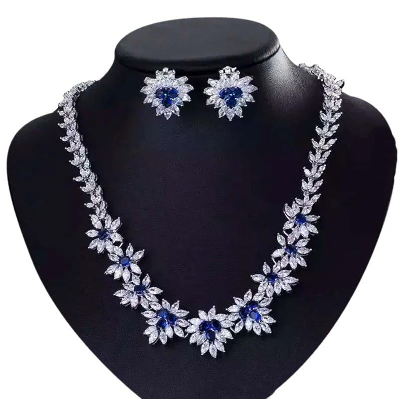 Yulaili 2018 New Design Exquisite Gold Jewelry Sets African Women's Necklace Luxury Elegant Wedding Jewelry.
Yulaili 2018 New Design Exquisite Gold Jewelry Sets African Women's Necklace Luxury Elegant Wedding Jewelry.