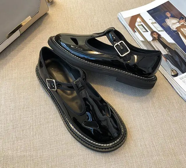 VIISENANTIN 2019 New Patent Leather Round Toe Shoe Retro Cut Out Mary Jane Shoes Black Collegue Comfortable Shoe
VIISENANTIN 2019 New Patent Leather Round Toe Shoe Retro Cut Out Mary Jane Shoes Black Collegue Comfortable Shoe