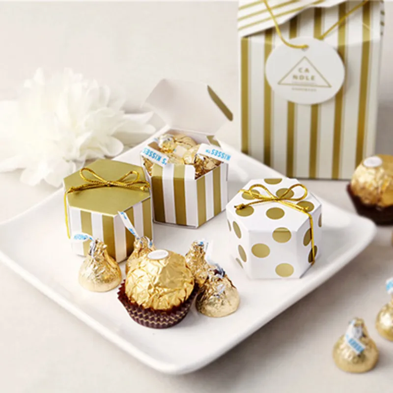 12pcs Mini Stripe Dot Golden Hexagon Candy Gift Box Packaging Wedding Cardboard Dragee Cookie Bags Gift Bags Wrapping Supplies
12pcs Mini Stripe Dot Golden Hexagon Candy Gift Box Packaging Wedding Cardboard Dragee Cookie Bags Gift Bags Wrapping Supplies
