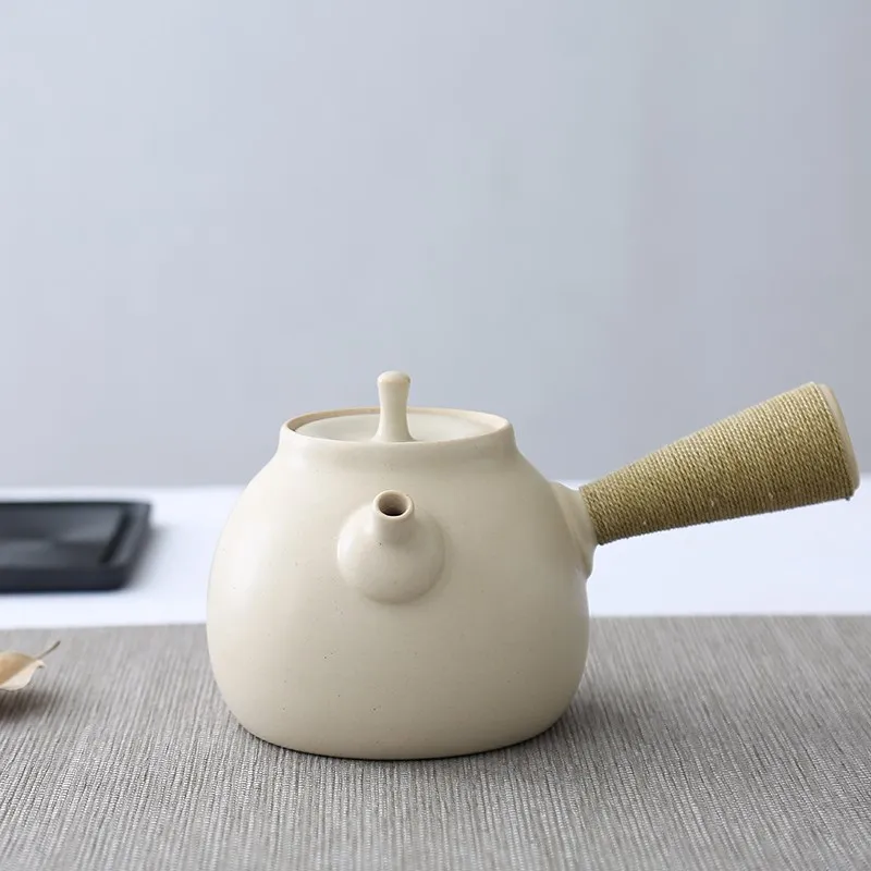 Chinese YiXing Pot Kettles Traditional Teapots Special Handle White Color Tea Pots Handmade Kung Fu Tea Set
Chinese YiXing Pot Kettles Traditional Teapots Special Handle White Color Tea Pots Handmade Kung Fu Tea Set