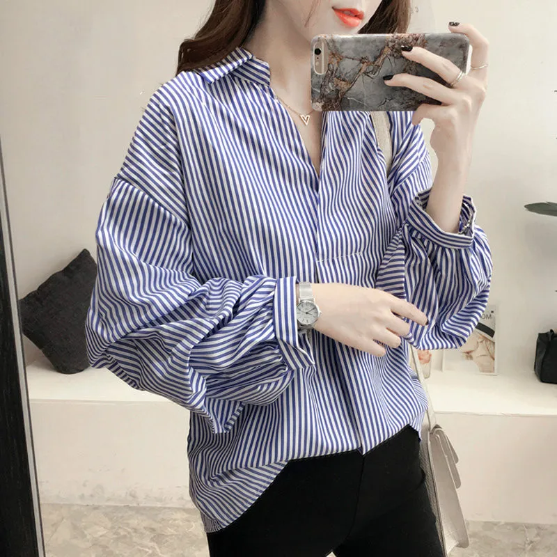 Autumn Women's Blue Striped Blouses V-neck Puff Sleeve Shirts Female Casual Large Size Tops Femme Rayas Blusas Mujer Moda 2019
Autumn Women's Blue Striped Blouses V-neck Puff Sleeve Shirts Female Casual Large Size Tops Femme Rayas Blusas Mujer Moda 2019