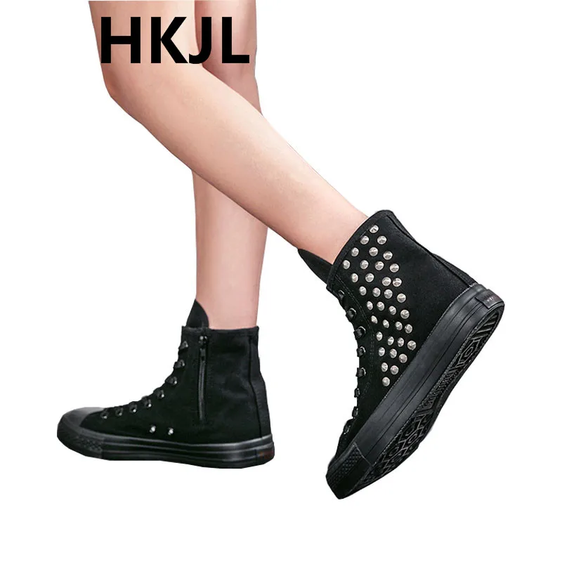 HKJL 2019 new Korean version of the wild new casual canvas inside zipper low to help rivet ultra short tube women's shoes
HKJL 2019 new Korean version of the wild new casual canvas inside zipper low to help rivet ultra short tube women's shoes