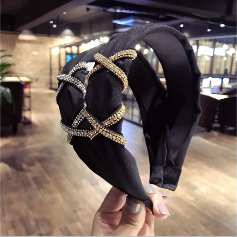 Korean Boutique Hairband Rhinestone Fashion Headband Women Girls Hair Head Hoop Band Accessories For Girl Scrunchy Hairband 0207
Korean Boutique Hairband Rhinestone Fashion Headband Women Girls Hair Head Hoop Band Accessories For Girl Scrunchy Hairband 0207