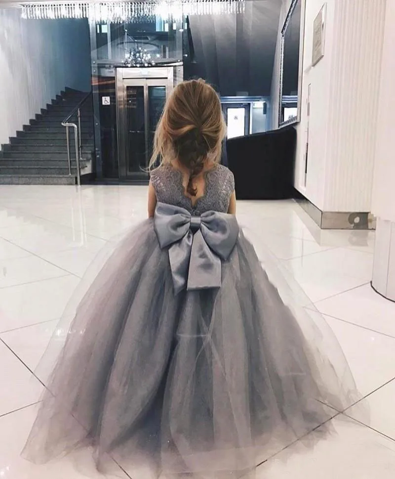 Vintage Lace Ball Gown Flower Girl Dresses For Weddings 2020 Grey Tulle Bow Floor Length Kids Pageant Gowns Communion Dress | Свадьбы и