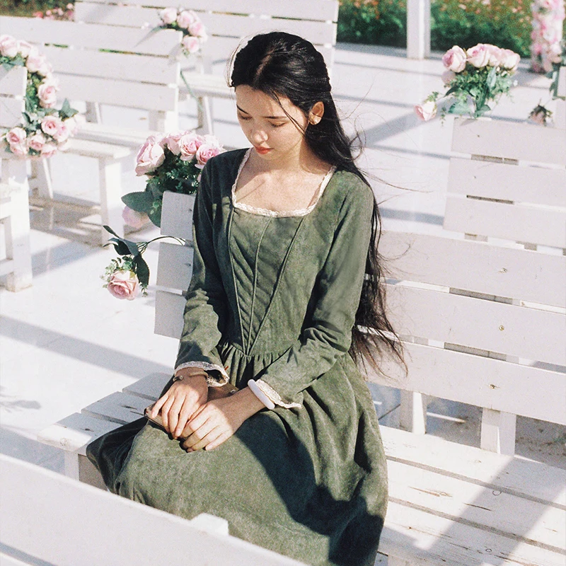 LYNETTE'S CHINOISERIE Spring Autumn Original Design Women Royal Vintage Blackish Green Saquare Collar Faux Suede Dresses
LYNETTE'S CHINOISERIE Spring Autumn Original Design Women Royal Vintage Blackish Green Saquare Collar Faux Suede Dresses