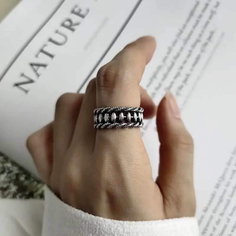 Silvology 925 Sterling Silver Olive Weave Rings Silver Oval Bead Openwork Elegant Fashionable Rings For Women 925 Jewelry Gift
Silvology 925 Sterling Silver Olive Weave Rings Silver Oval Bead Openwork Elegant Fashionable Rings For Women 925 Jewelry Gift