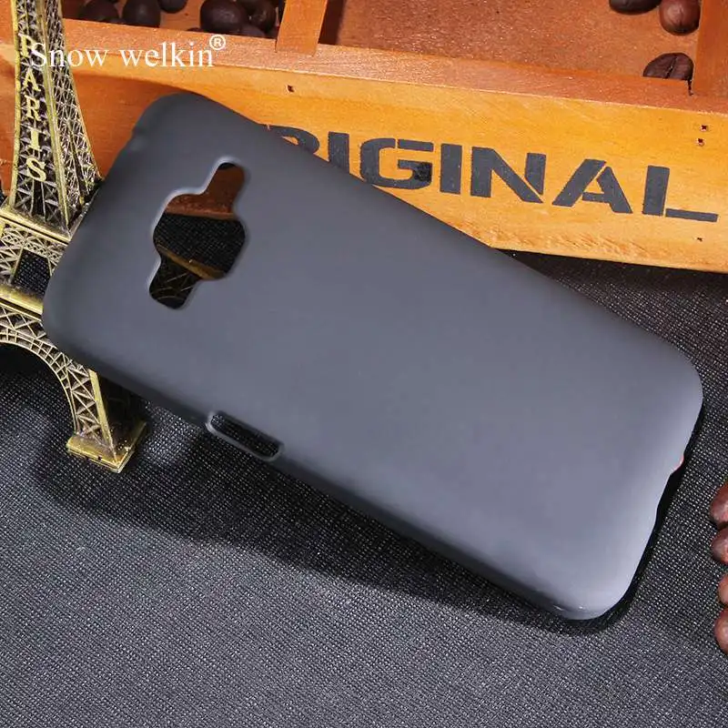 Прорезиненный матовый пластиковый жесткий чехол Snow Welkin для Samsung Galaxy Core Prime LTE SM G360