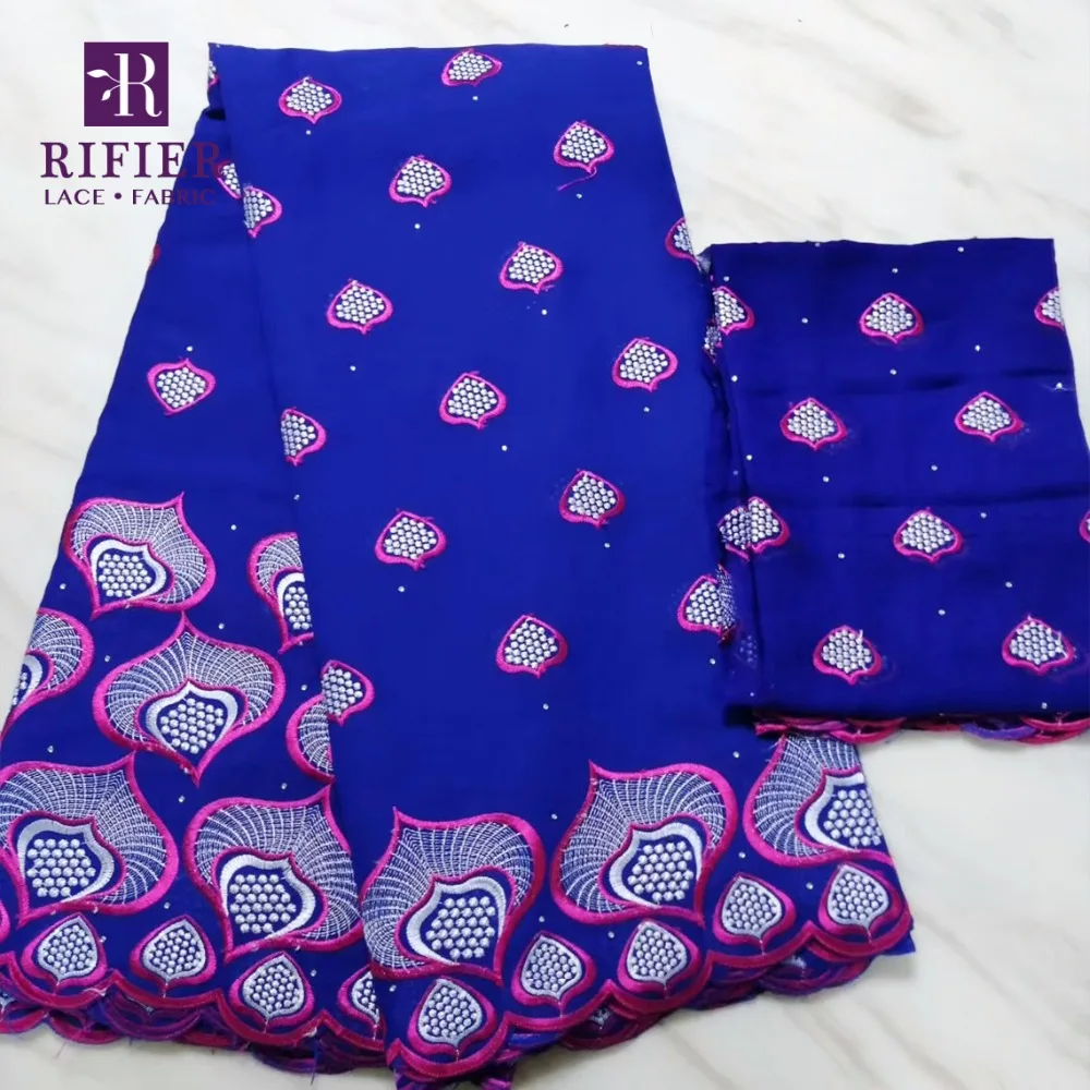 Latest Fashion 2019 Cotton Stones Embroidery Lace Fabric In Royal Blue Colour 5+2 Yards/Set Guinean Wedding Cotton Net Sewing
Latest Fashion 2019 Cotton Stones Embroidery Lace Fabric In Royal Blue Colour 5+2 Yards/Set Guinean Wedding Cotton Net Sewing