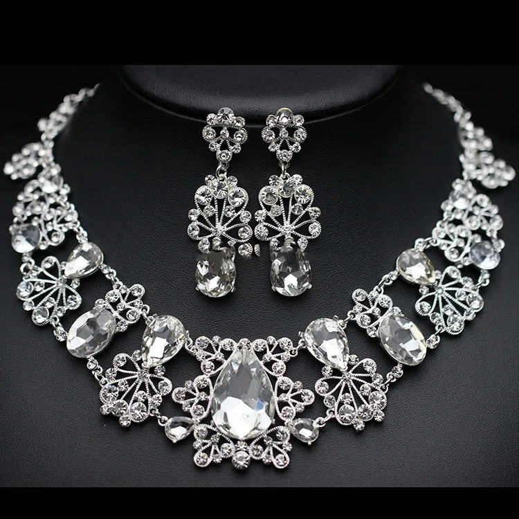Luxurious Large Crystal Wedding Jewelry Sets Imitated Gemstone including Necklace Earrings Tiara
Luxurious Large Crystal Wedding Jewelry Sets Imitated Gemstone including Necklace Earrings Tiara