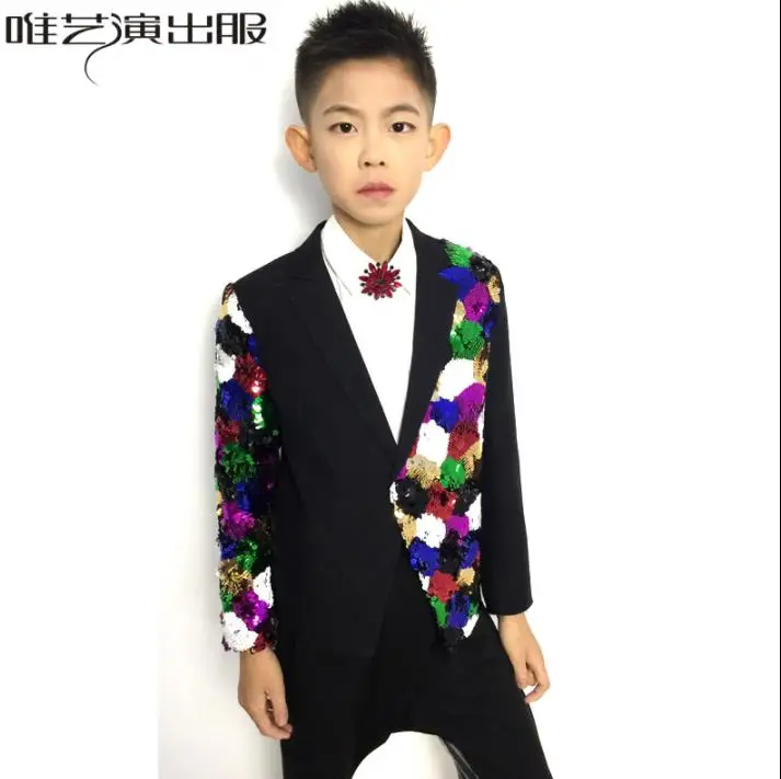 Children's Festival clothes men suits designs homme terno stage costumes singers child jacket men Sequins blazer campus star
Children's Festival clothes men suits designs homme terno stage costumes singers child jacket men Sequins blazer campus star