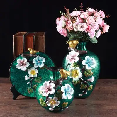 Beautiful ceramic vases and plates, office home desktop decorations, flowers and birds pattern crafts, ceramic ornaments
Beautiful ceramic vases and plates, office home desktop decorations, flowers and birds pattern crafts, ceramic ornaments