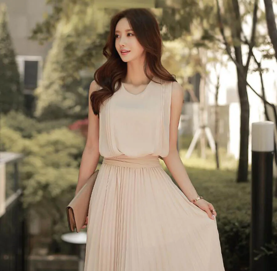 2019 Elegant Lady's Chiffon Dress Korean Version of the Summer New Show Slim Sleeveless Women Wrinkle Dress Women
2019 Elegant Lady's Chiffon Dress Korean Version of the Summer New Show Slim Sleeveless Women Wrinkle Dress Women