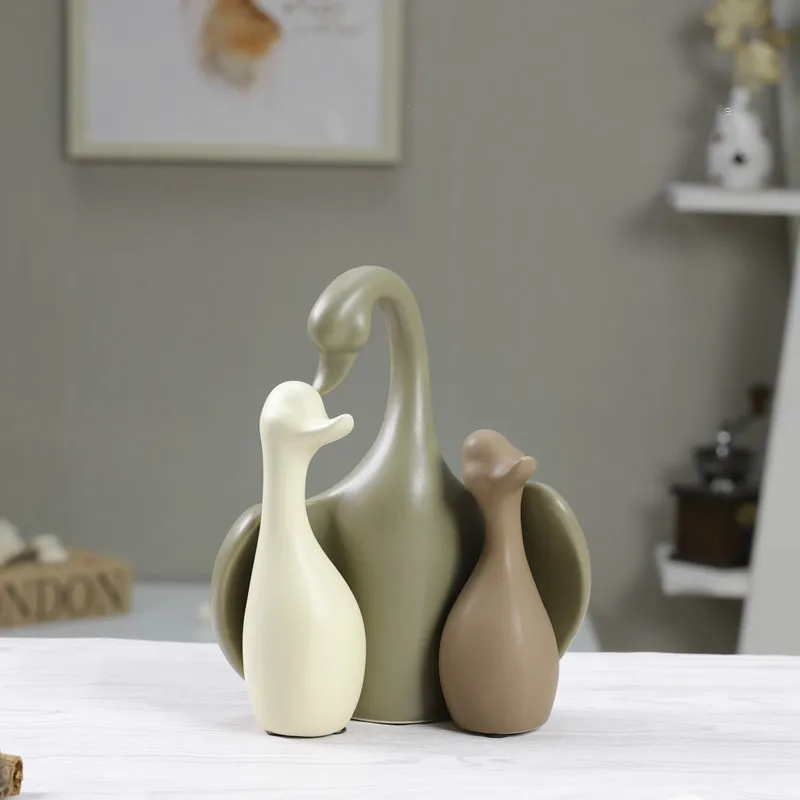 Wedding Gift Fashion Home Ceramic Ornaments Creative Desktop Wine Cabinet Decorations
Wedding Gift Fashion Home Ceramic Ornaments Creative Desktop Wine Cabinet Decorations