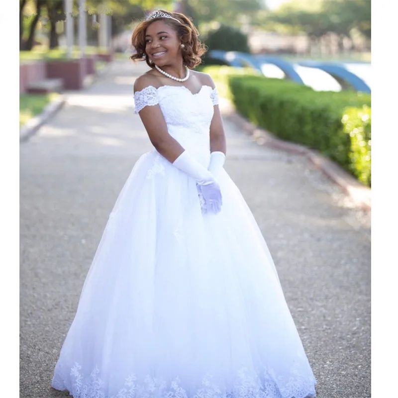 2021 luxury vintage lace appliques off the shoulder Wedding Dresses lace up back Wedding Gowns Bride Dress robe de mariee
2021 luxury vintage lace appliques off the shoulder Wedding Dresses lace up back Wedding Gowns Bride Dress robe de mariee