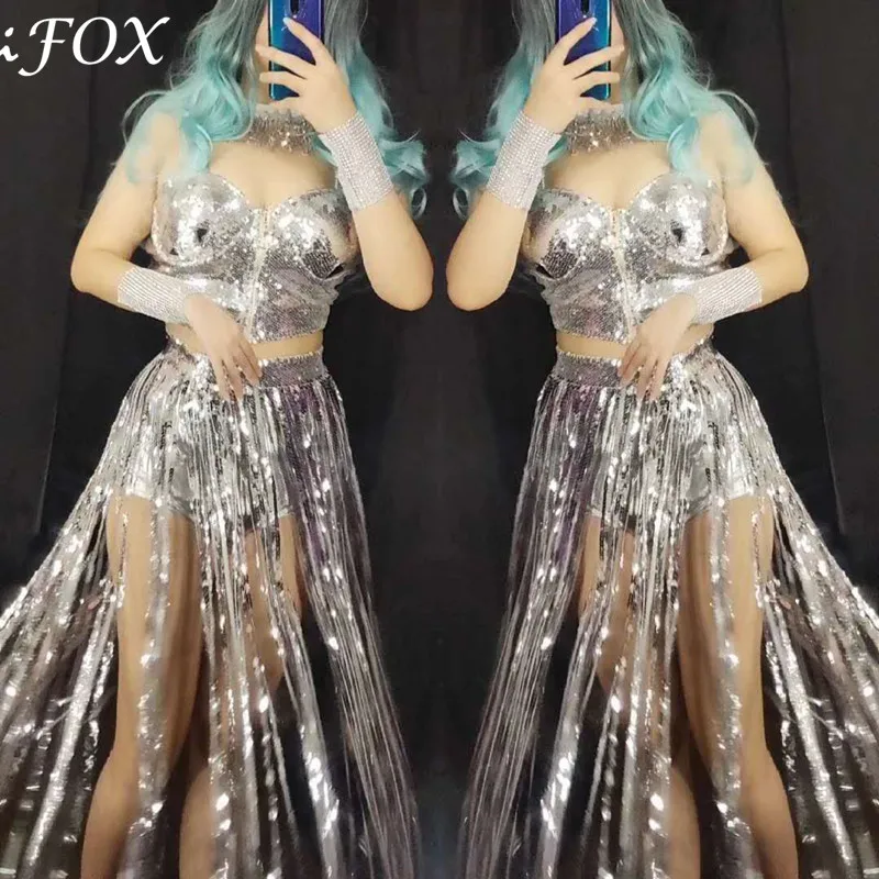 Sexy Shinning Silver Sequins Two Pieces Short Dance Costume Women Singer Dancer Stage Wear Sparkly Birthday Party Outfit
Sexy Shinning Silver Sequins Two Pieces Short Dance Costume Women Singer Dancer Stage Wear Sparkly Birthday Party Outfit